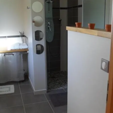 ベッド・アンド・ブレックファスト Au Saint-amand Poissons