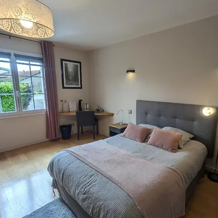 Au Saint-amand Bed & Breakfast Poissons