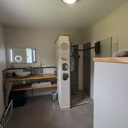 ベッド・アンド・ブレックファスト Au Saint-amand 3*