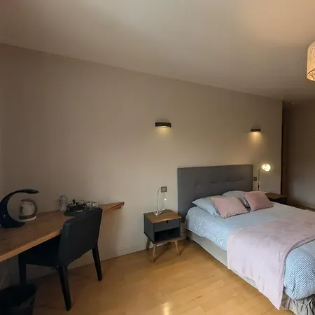 Au Saint-amand Bed & Breakfast Poissons